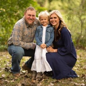 Meet your Posher, Becky